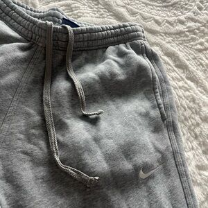 My dad gave me these sweats but they were to big for me